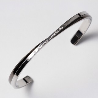 ステンレススチール製バングルとリングセット　21号 サージカルステンレス バングル｜人気の商品一覧｜THE KISS（ザ